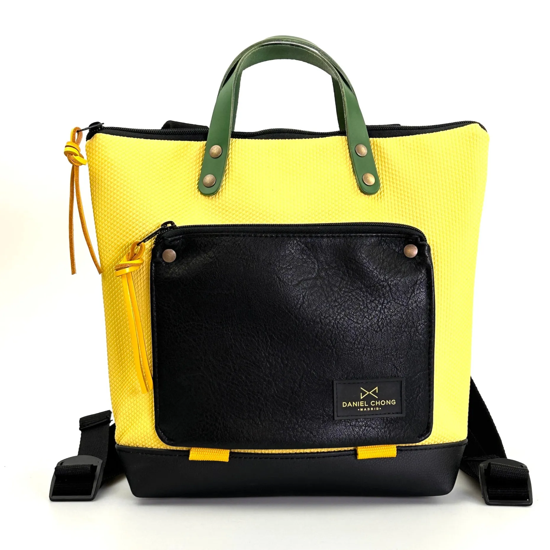 Daniel Chong Mochila mini cuadrada Book Holder Impermeable DZ Outlet