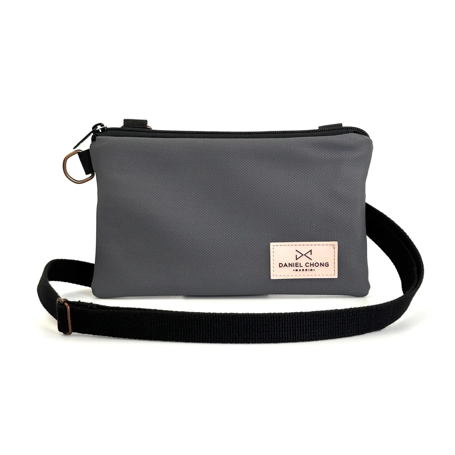 Daniel Chong Traveler Mini Hot