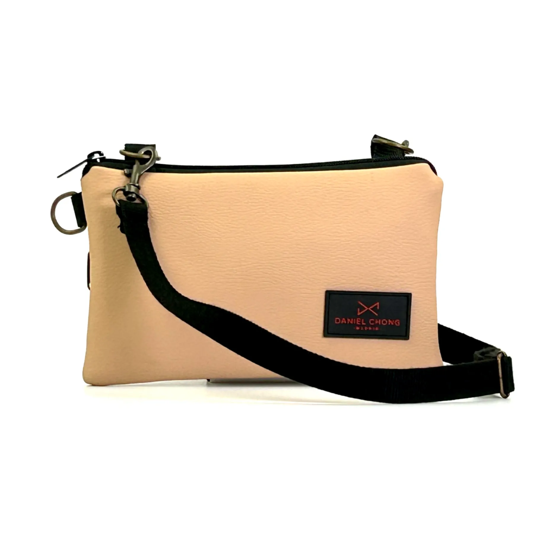 Daniel Chong Traveler Mini New