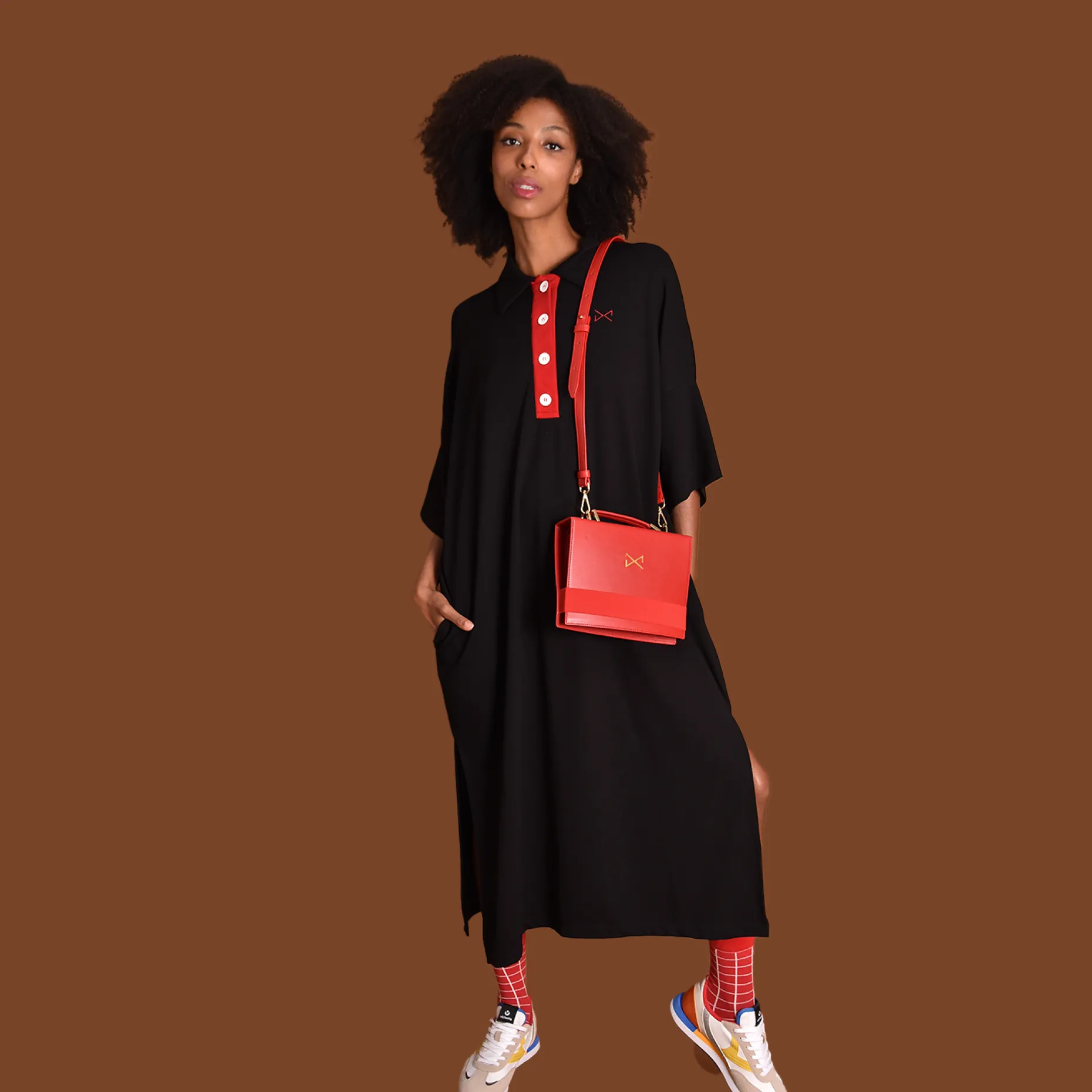 Daniel Chong Vestido Camisero Negro cuello rojo Cheap